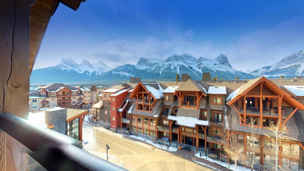 Spectacular Penthouse With Amazing Views, Indoor Pool And Hot Tub Hotell Canmore Eksteriør bilde